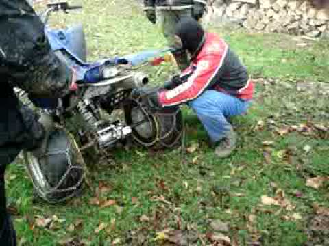 48.DEČKI  ŽUTNICE - Štehec montira lance l dio