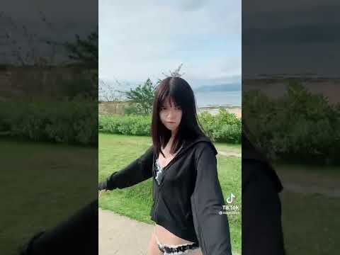 影井ひな　お○ぱい　水着　エ○