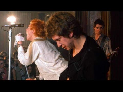 Sex Pistols - Pretty Vacant (Notre Dame Hall 1976)