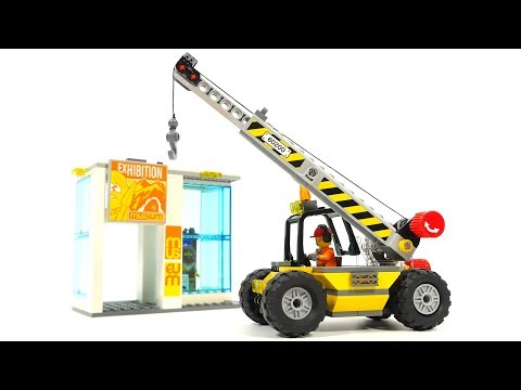 Lego City 60200 Capital City Crane, Museum and Skatepark