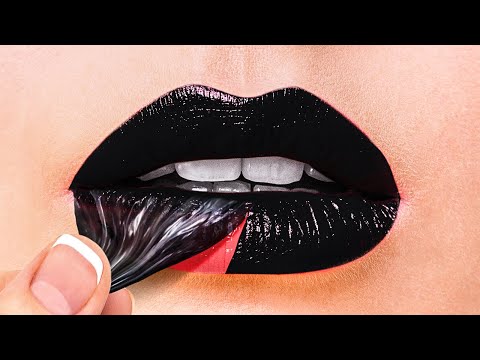 download lagu mp3 mp4 True Makeup, download lagu True Makeup gratis, unduh video klip True Makeup