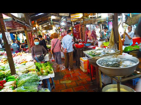 Toultompoung Market On Sunday - Phnom Penh Street Food Tour