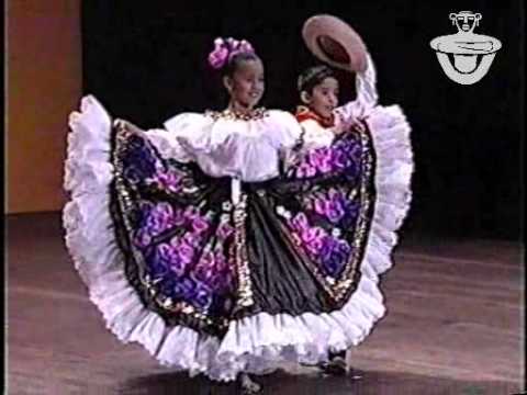 Los Niños de Colombia Bailan 2001/5