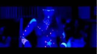 Teairra Mari Feat. Flo Rida - Cause a Scene (Official Video)