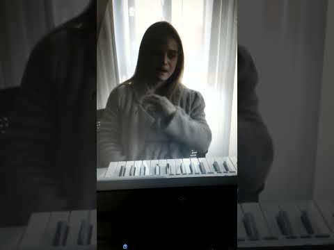 Hablando un poco sobre la cantante Malú