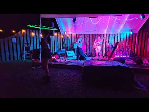 Emily Capaldi & Heather Lundin dancing with DC Sealevel at Arme Festival in Searsport