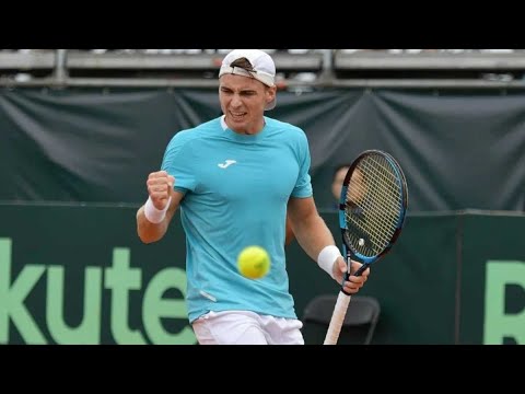 Timofey Skatov defeats compatriot Denis Yevseyev in straight sets!