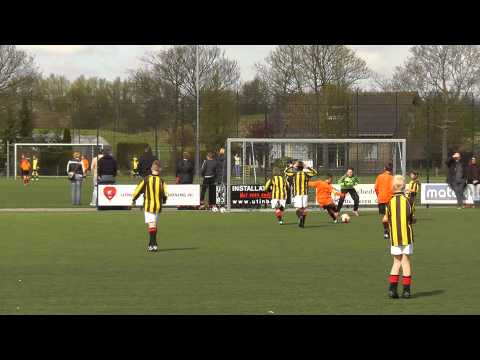 27 april 2013 VV De Meern E5 - SCH E1 com 4-7 Doelpunt Leandro, assist Daan