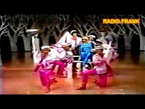 RAFFAELLA CARRÁ - MAMA DAME CIEN PESITOS   (TV MEXICANA 1981)