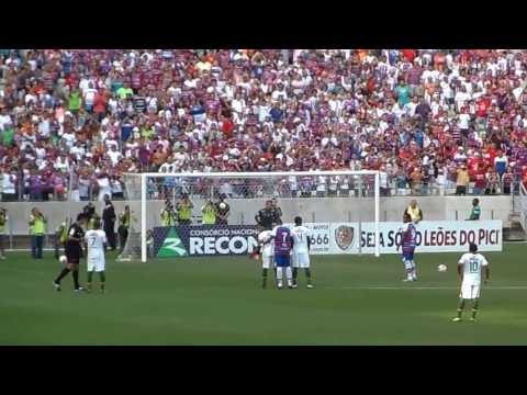 GOL DE WALDISON, MAS ESSA TORCIDA NÃO MERECE ESSA DIRETORIA.