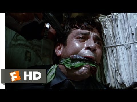 Amores perros (9/10) Movie CLIP - Do I Kill Him? (2000) HD