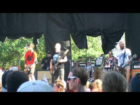 Vanna - I, The Remover Live Montreal Warped Tour 2012