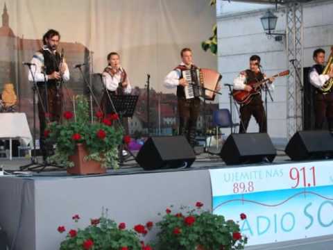 Ansambel OSMINKA -Stari Cajti