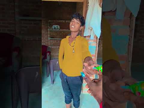 Amaira n Mummy ko di choti ice-cream🍦😅...