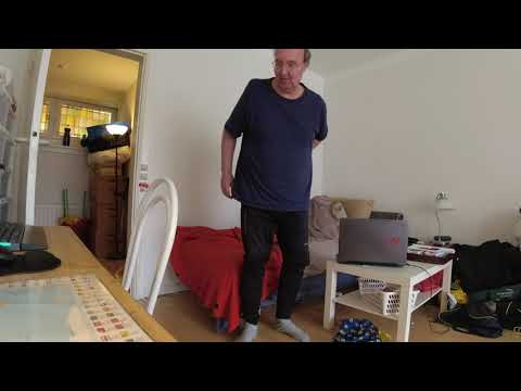 MongoTV_11000 - MIN NYE LEJLIGHED - Del 149 - Tirsdag - Smider GRYDER og STEGEPANDER UD