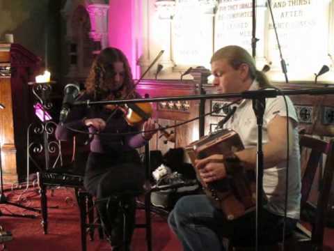 08/09/11 Michelle O'Brien and Peter Browne at Steeple Sessions 2011