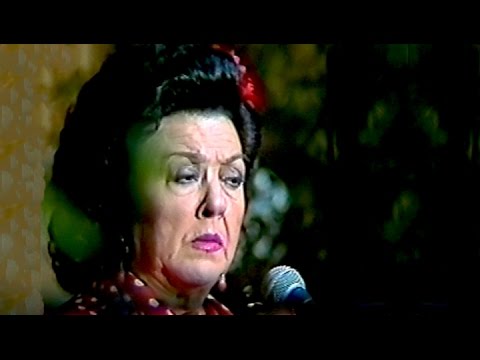 Carmelilla del Monte (cante) & Antonio Torre (toque) - Tangos de Granada / CC Español