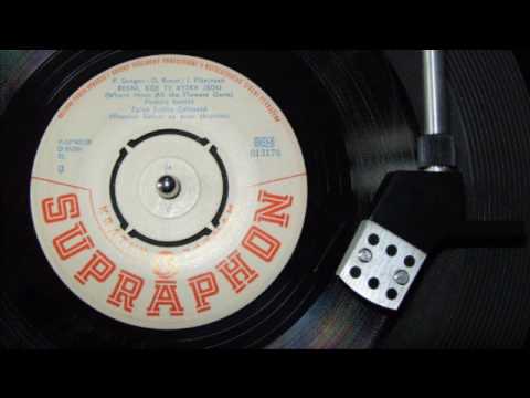 Judita Čeřovská - Řekni kde ty kytky jsou