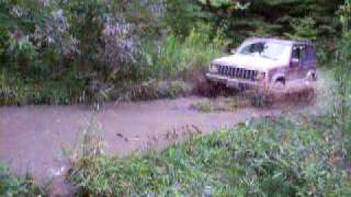 preview picture of video 'jeep birthday mud .MOV'