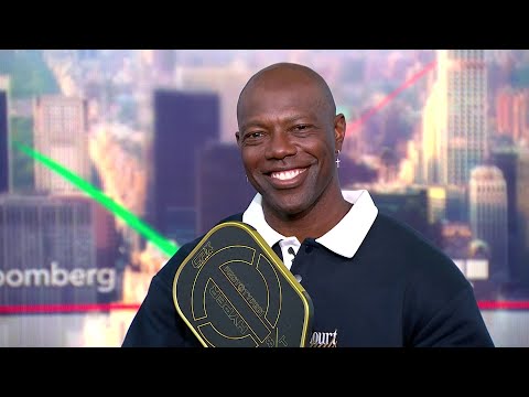 Terrell Owens, Syntilay Launch Pickleball Recovery Shoe