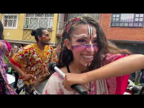 AAINJAA | AAINJALA 100 TAMBORES EN LOMAS