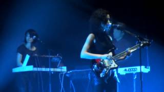 St. Vincent - Dilettante Live @ Pleyel 2012