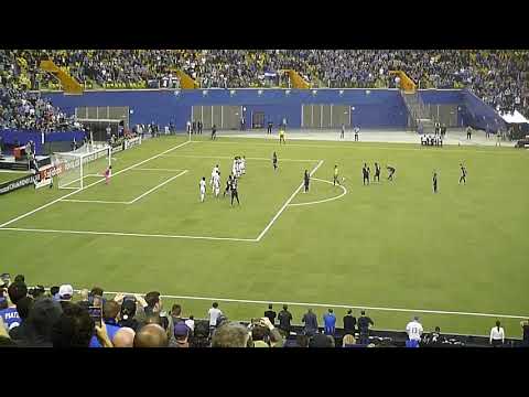 Montreal Impact's Rod Fanni misses badly on final play vs. CD Olimpia in Champions League 3/10/20