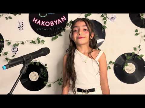 Jenya Axekyan / PAPA