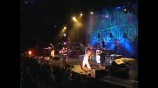 Nelly Furtado - Party / I&#39;m Like a Bird - Live in Halifax (2002)