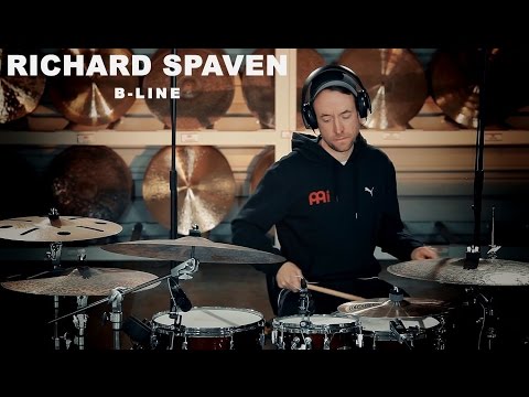 Richard Spaven performing 