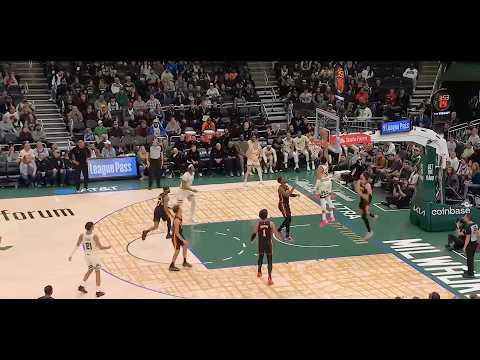 Giannis Antetokounmpo Dunks vs Atlanta Hawks 03-04-2026
