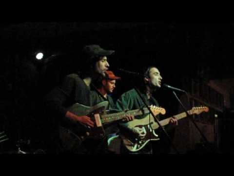 Golden Daze - Me Llamo - Live at Cafe Berlin 2016