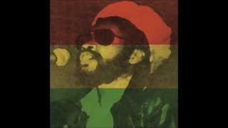 Robbie Ellington - And I Love Her - Produced by: Marqius Birch &amp; Paget King