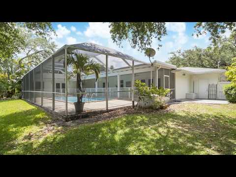 Virtual Tour Video by iUSE photography www.iUSEphotography.com - 12705 SW 71st Ave, Miami, FL 33156