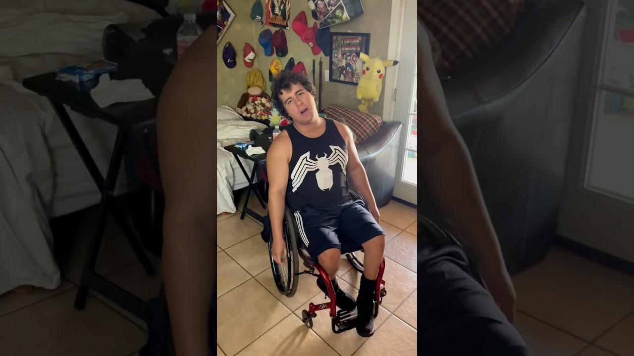 Should I cosplay Johnny Joestar? 🤔#jojosbizzareadventure