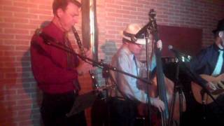 The Doc Scanlon Trio play Slow Boat To China in Toulouse, France at Rest O'Jazz Nightclub, 12/09.