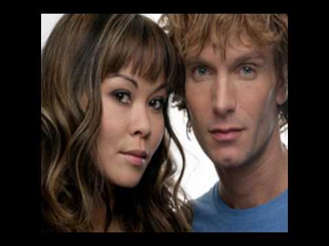 Chanee and Nevergreen - In A Moment Like This (Track 1)