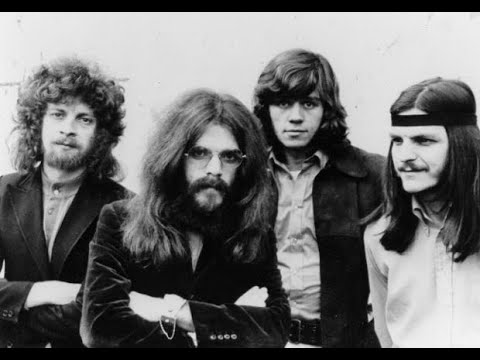 Bev Bevan, Move Interview, plus 4 tracks recorded for radio, including Jeff Lynne's Falling Forever