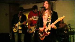 Locker Room Lovers - Graveyard (Dead Moon cover live)