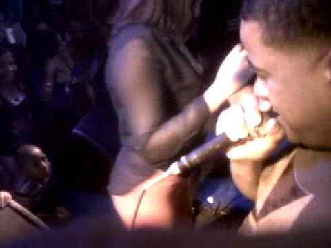 el chuape tira una pierna paka