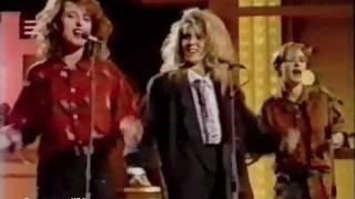 Bananarama - Hotline to Heaven Live - Des O&#39;Connor, 1984