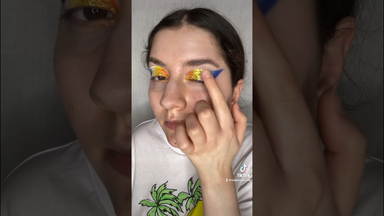 Aroace pride makeup tutorial😍✨ #pridemakeup #makeuptutorial #slayfirecosmetics #glittermakeup