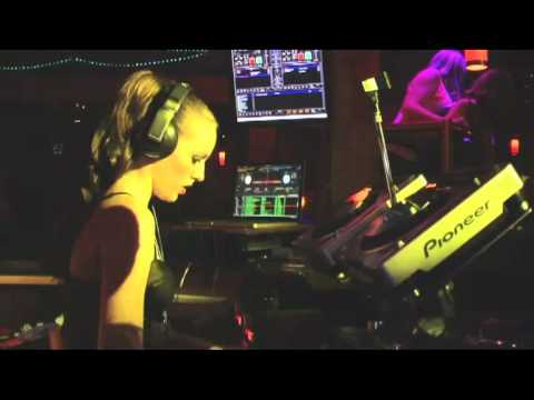 Sexy Bitches Part 3 in der Disco Tange 15.1.2011