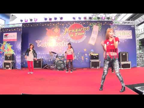 130706 [1/2] Debonair cover 2NE1 - FIRE + CAN'T NOBODY @J-Trends in Town by MBK & Mainichi