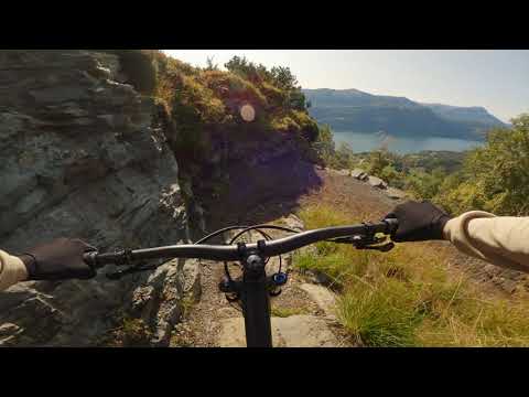Riding Down The Haugsvarden | Norway 2021