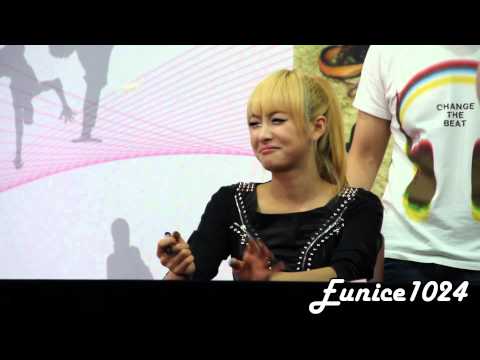 120707 CXEO Fan Sign f(x) Victiora