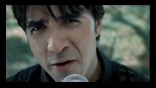 Luis Fonsi - No me doy por vencido [Music Video]