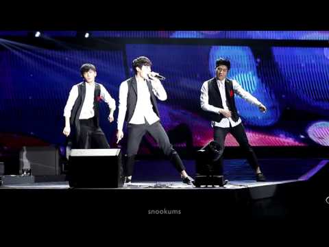 151007 EXO LAY Birthday Party in Shanghai