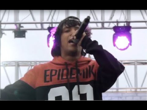 RACKY vs JOPS - Octavos - Red Bull Batalla de los Gallos Perú 2014 (1080p)
