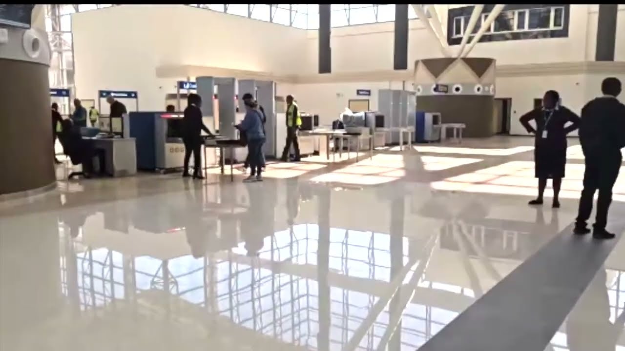 Dzimbahwe Executive Lounge thumbnail